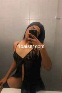 Escort Belle femme trans pour moment de massage