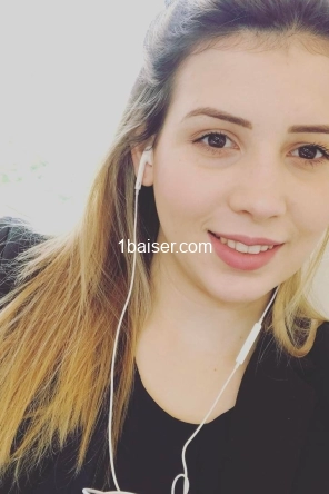 Escort Aline ()
