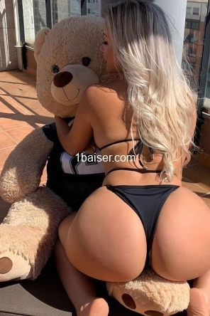 Jeune fille coquine