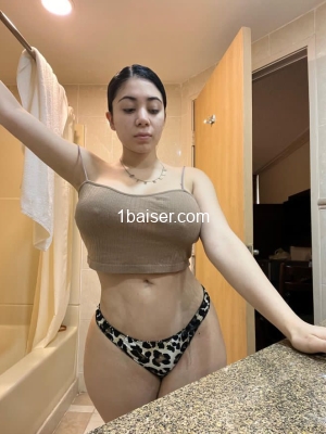 Escort Nora (21)