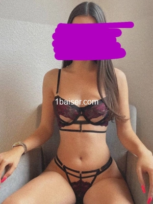 Escort Selena (18)