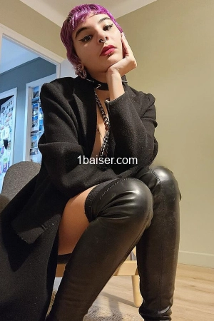 Escort SARAH FLOWEE