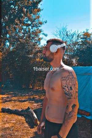 le gentleman , Escort Saint Nazaire