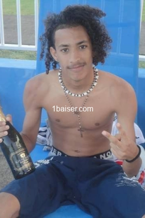 HotMétisse, Escort Lorient