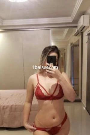 Escort Laura