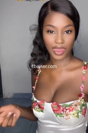 Escort Naomie 