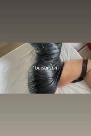 Escort Cherry Brava
