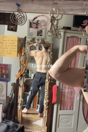 Jeune aimant le plaisir , Escort Allier