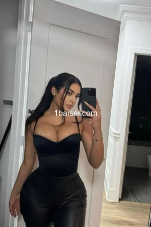 Christina , Escort Girl Draguignan