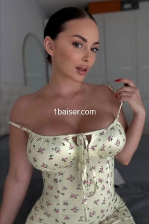 Caroline, Escort Saint Nazaire