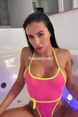 Mia, Escort Girl Saint Omer