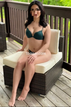 Julienne , Escort Girl Fourchambault