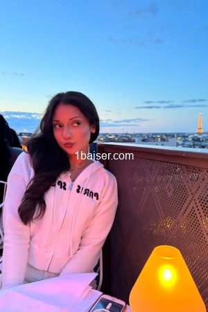 Coralie, Escort Girl Saint Étienne