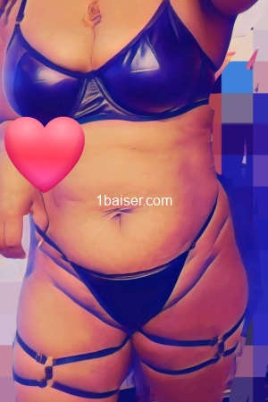 Belle ébène , Escort Finistere