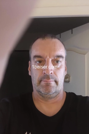 OMEGA 83, Escort Toulon