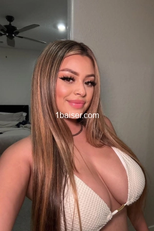 Camilla, Escort Quimper