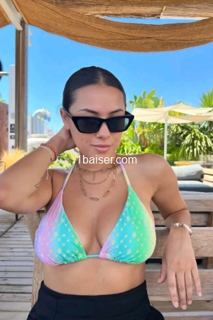 Leslie, Escort Rennes