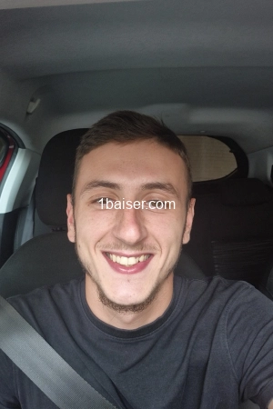 Jeune français d'origine italien, Escort Boulogne billancourt