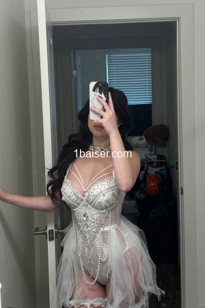 Caroline , Escort Angers