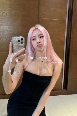 Vyvanno , Escort Girl Saint Brevin les Pins