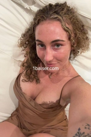 Camille , Escort Nantes