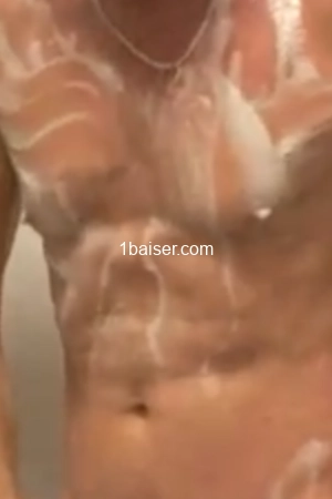 Escortboy hétéro, Escort Saint Vallier