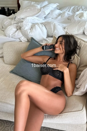 Karla Belle , Escort Girl Ardennes