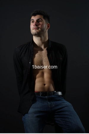 James, Escort Antibes