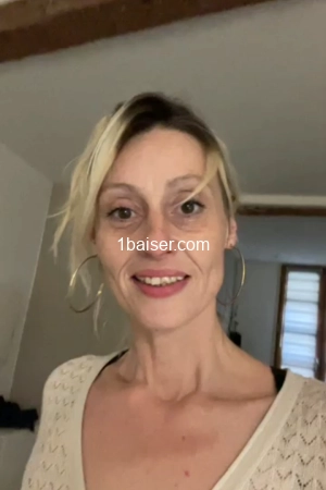 Hanna escorte , Escort Perpignan