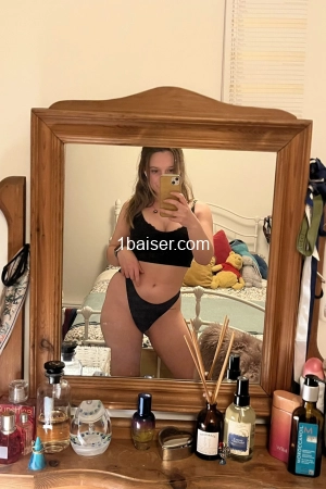 Rosiee very hot sexy coquine , Escort Saumur