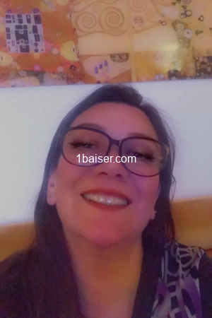 Femme mature et ronde , Escort Rennes