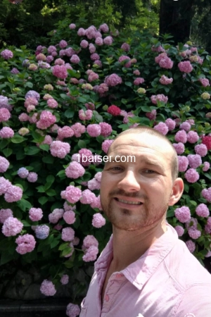 HoneyPolnad, Escort Arras