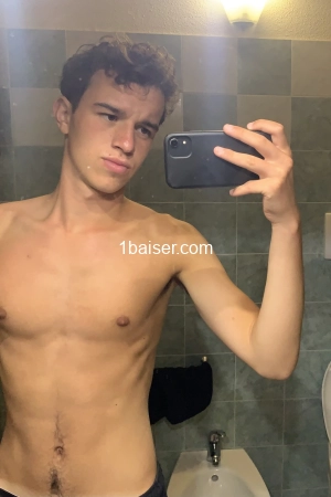 Timothee, Escort 20éme Arr de Ménilmontant