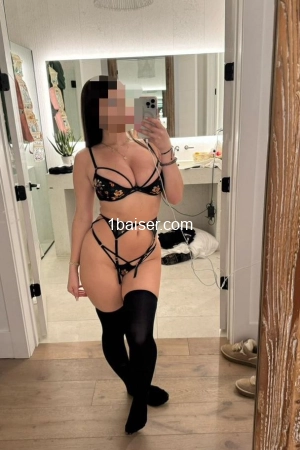 New girl available , Escort Paris