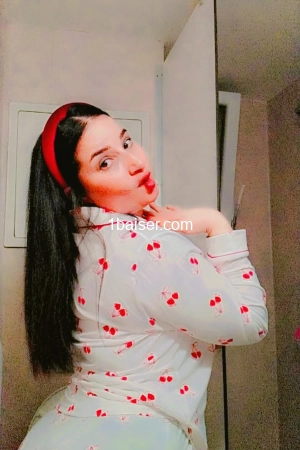 Sara, Escort Pyrenees Atlantiques