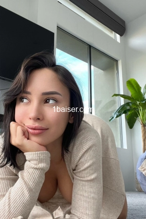 Marie, Escort Antibes