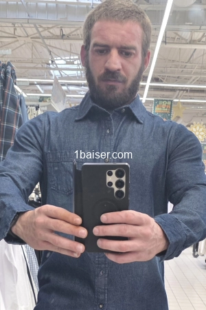 Escort boy , Escort Montlaur