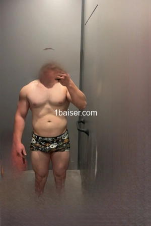 Escort Jeune homme de 23 ans 