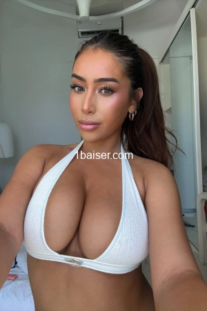 Charlote , Escort Girl Tallard