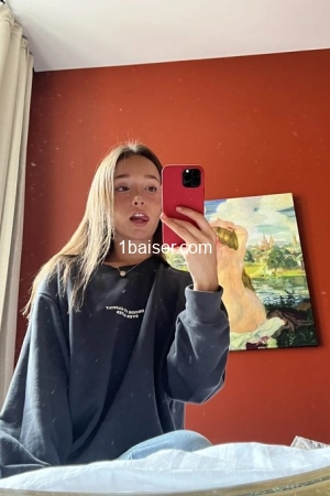 Larissa, Escort Angers