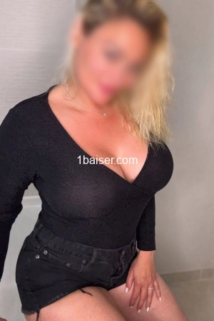 INNA, Escort Loiret