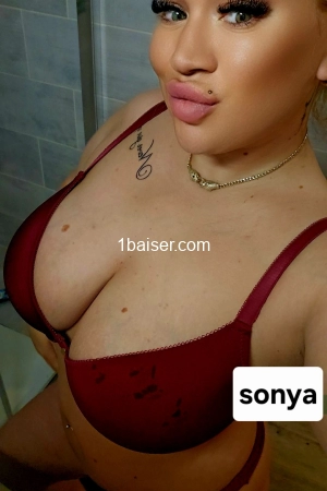Escort Girl Sonyaa Arles Sonyaa