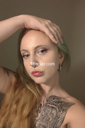 Escort disponible moment agréable doux et sensuel