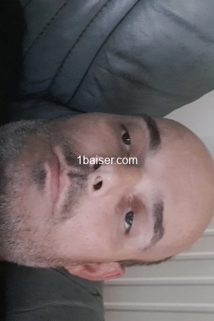 Je recherche les femmes don sperme , Escort Girl Orléans