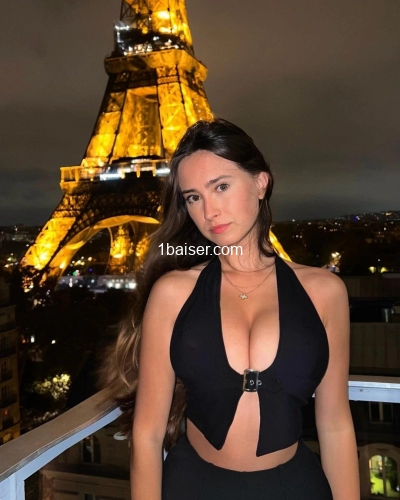 Escort girls in Colombes