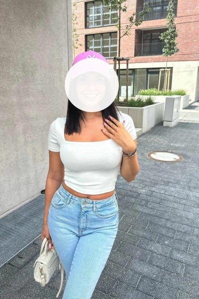Escort à Haute Loire : Arielle , Femme (2/3)