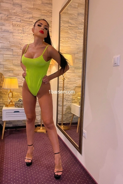 Kim — Escort Toulon (1)