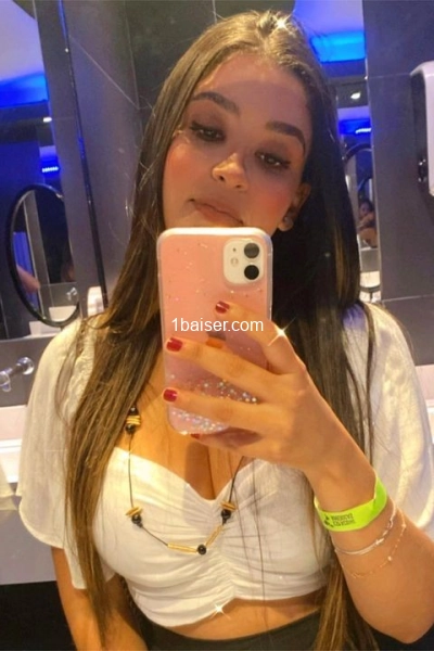Binataaneiraa — Escort Paris (1)