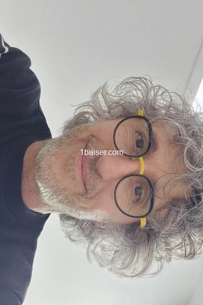 Rien que du plaisir  — Escort in Bordeaux, Male (1/4)