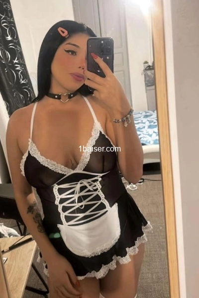 Emily Belle Trans Dominante